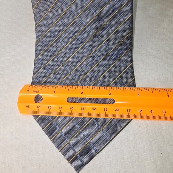 JOSEPH $ FIESS INTERNATIONAL SILK TIE BLUE WITH GOLD PLAID EUC - Picture 7 of 7